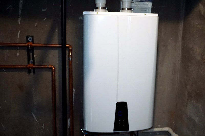 5 Benefits of Tankless Water Heaters in St. Peters, MO